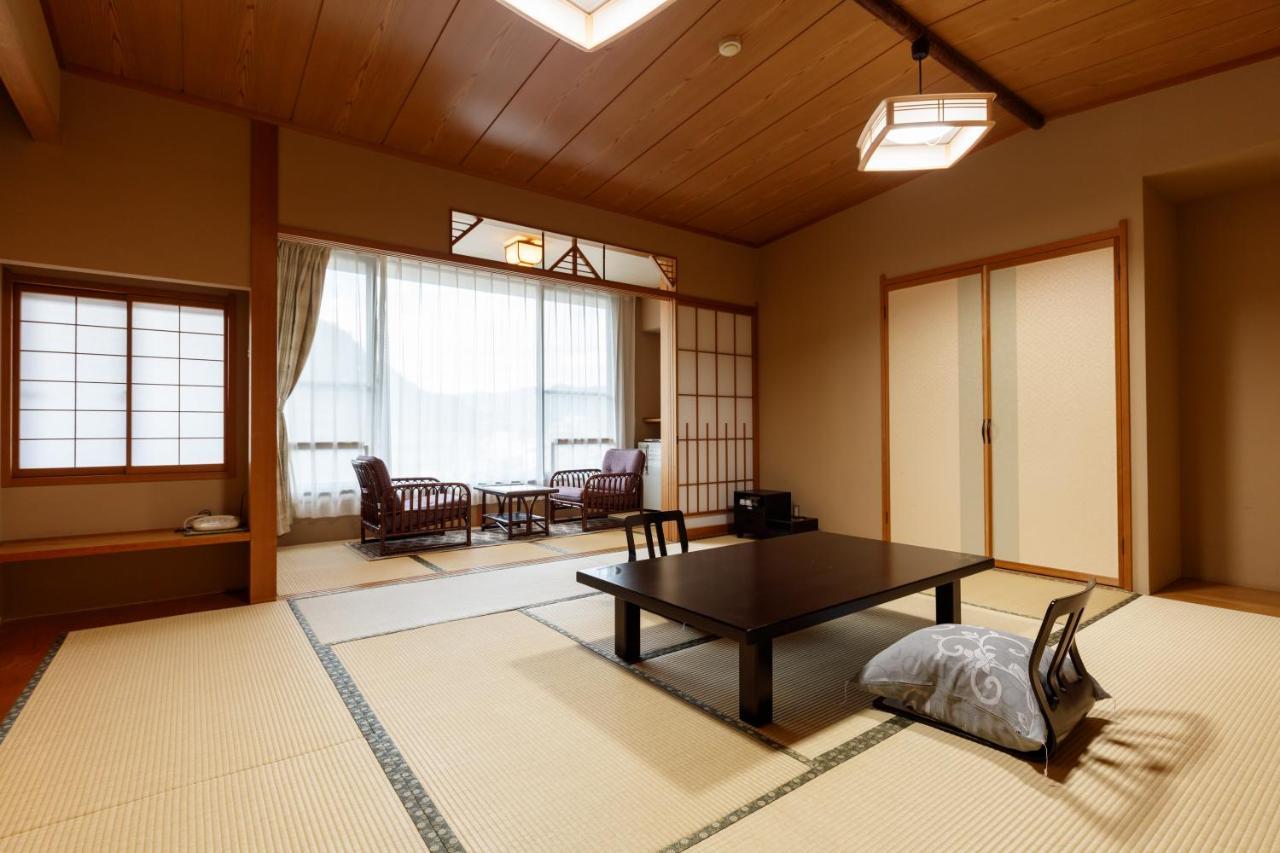 Umemura Ryokan Uguisutei Chikuma Εξωτερικό φωτογραφία